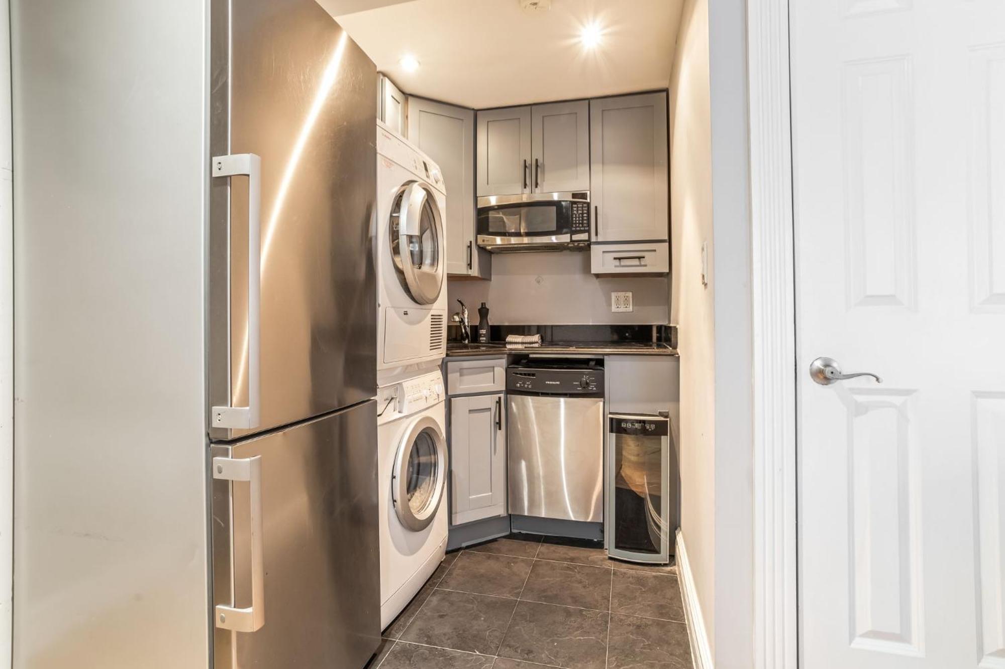 Charming 2-bed 1-bath In Turtle Bay Appartement New York